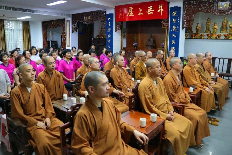 求幽幽子的这张高清原版图片，游戏画面